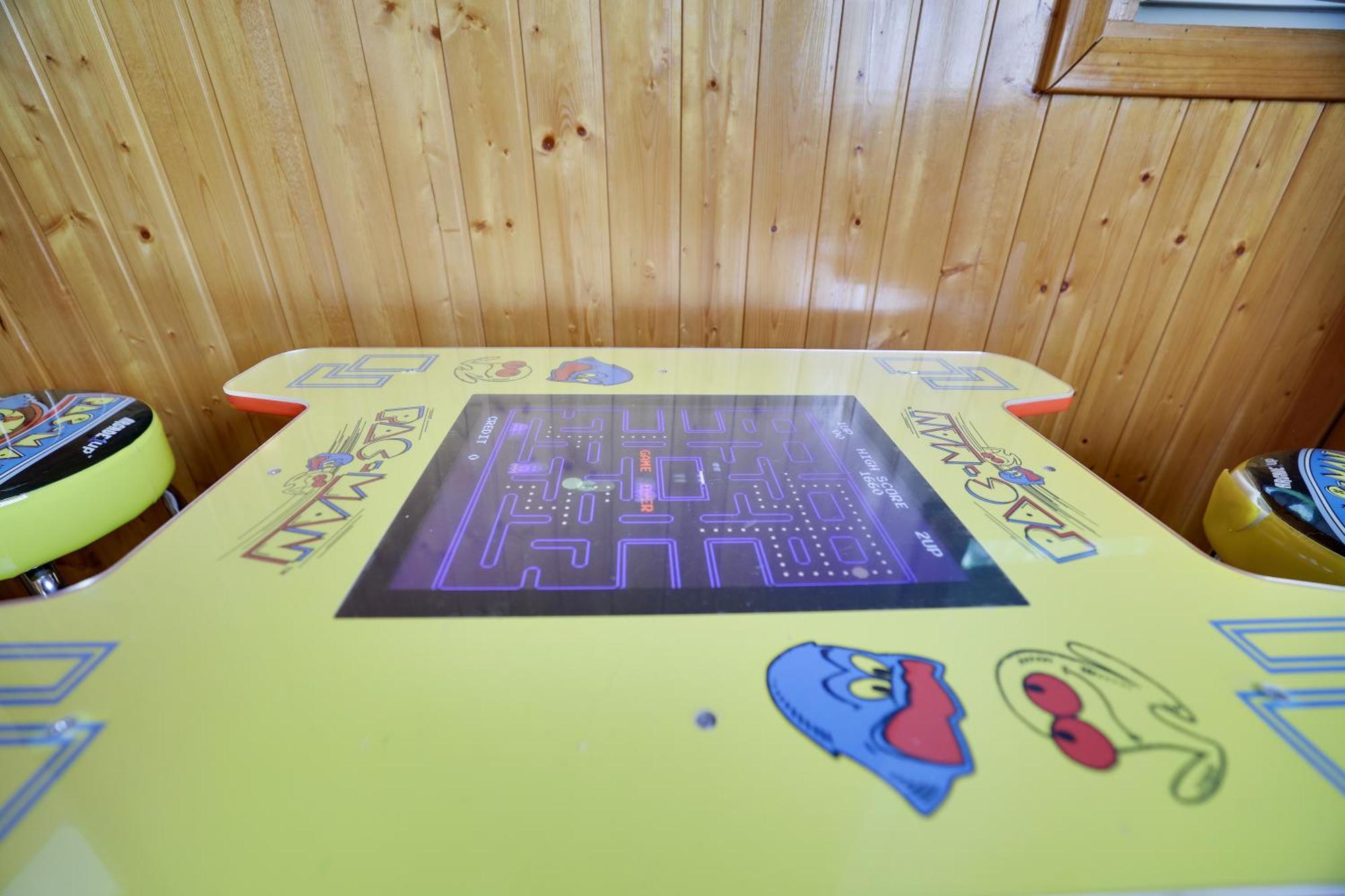 Chalet Renovated Near Casino, Camelback , Kalahari 4Bdrms Firepit Hot Tub Game Room Tobyhanna Zewnętrze zdjęcie